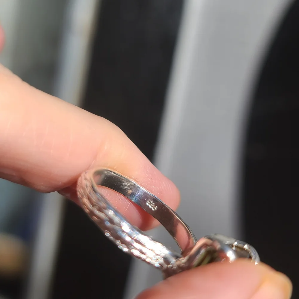 Lemon quartz emerald cut 8k sterling ring - Picture 3 of 6